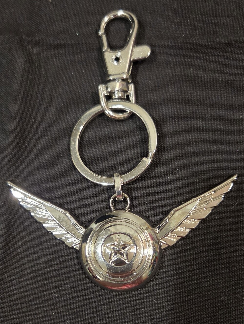 CAPTAIN AMERICA KEYCHAIN